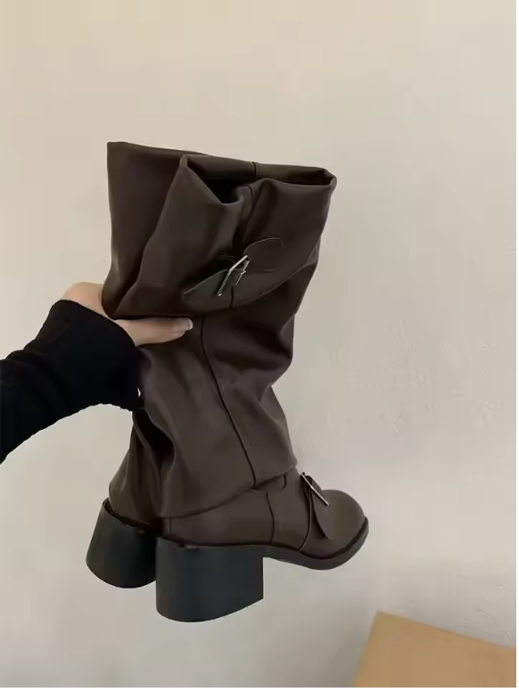 Lebara – Kvinne Støvler i Svart Skinn med Platå og Elegante Remmer