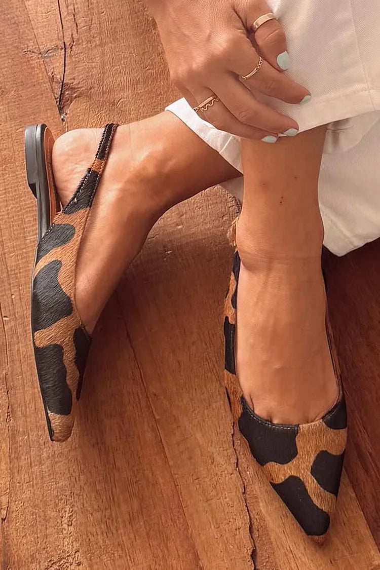 MIRA | Elegant Slingback med Spiss Tå og Dyreprint for en Unik Stil