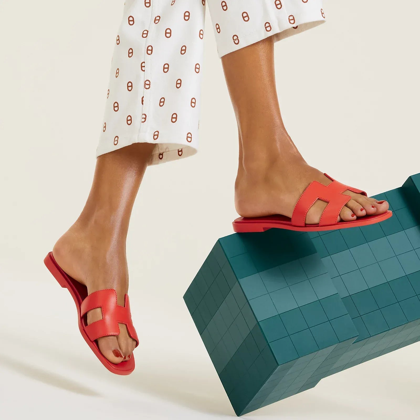 ARIS | ELEGANTE SANDALER