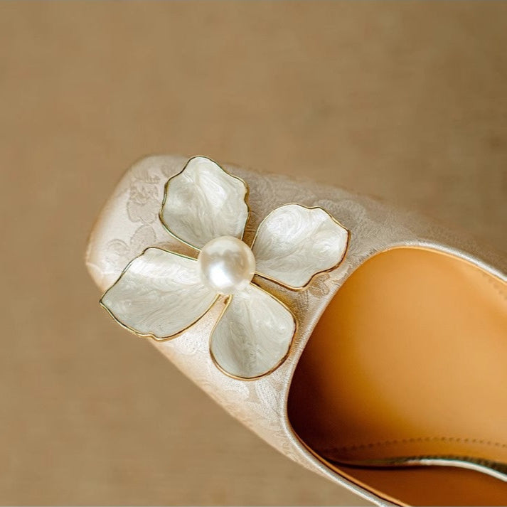 Mira™| Eloise Elegante Pumper