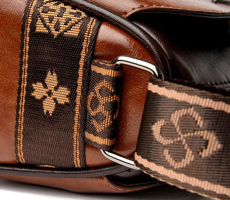 Mira Noora™ | Skinnveske